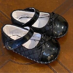 PEDIPED Girls Infant Black Quilt Mary Jane Leather Sole Shoes Size 6-12M